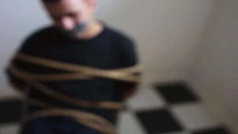فتاة تخطف عشيقها السابق لابتزازه