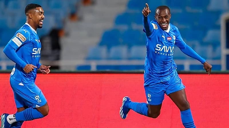 مالكوم يوجه تهنئة لسعود عبدالحميد في يوم ميلاده