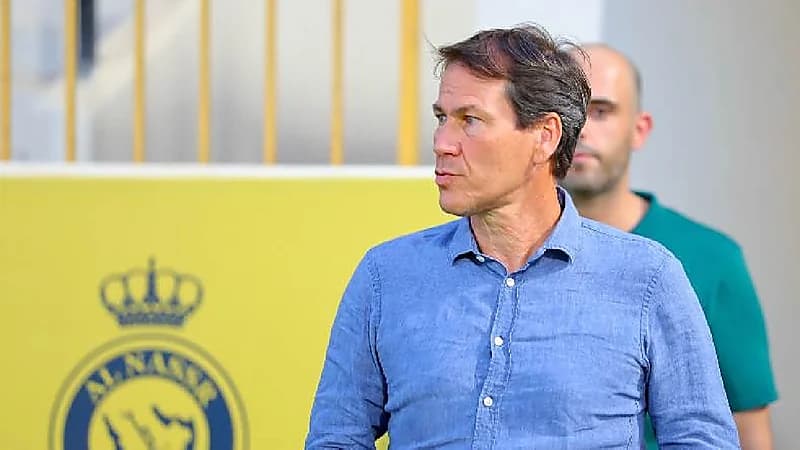 جارسيا يطالب إدارة النصر بتأمين ملعب للتدريبات