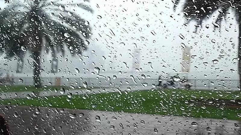 سحب رعدية ممطرة على محافظتي بدر ووادي الفرع