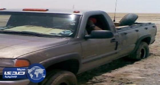 العثور على جثة خمسيني بجوار سيارة عالقة بالقصب