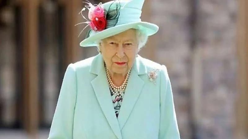 قصر وستمنستر يشهد إلقاء نظرة الوداع على جثمان الملكة إليزابيث