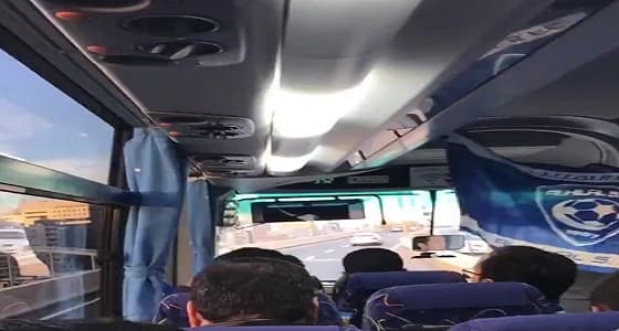 بالفيديو.. جماهير الهلال أمام ملعب " سايتاما "