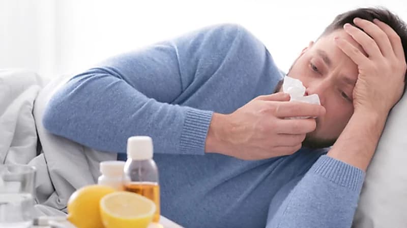 النمر يحذر: الإنفلونزا ليست رشحاً عادياً وتضاعف خطر الجلطات