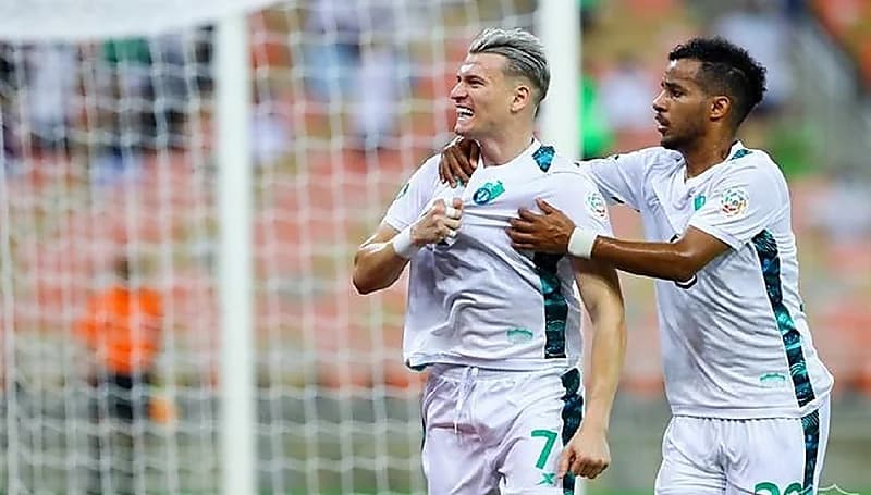 تعليق مصير أليوسكي مع الأهلي