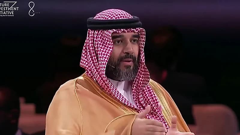 فيصل بن بندر: نسعى للوصول لأهدافنا بأن نصبح مركزا عالميا للألعاب والرياضات الإلكترونية.. فيديو