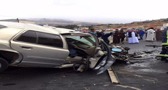 بالصور.. مصرع شخصين في حادث مروي عنيف بالنماص