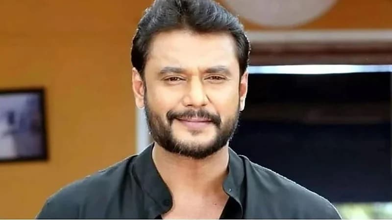 انهيار ممثل هندي أثناء محاكمته: أعطوني السم لأموت