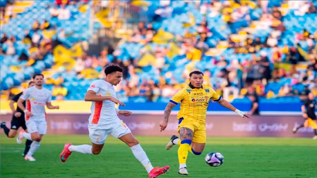 التعاون يواصل رحلة انتصاراته ويهزم القادسية بثنائية