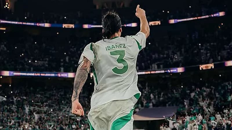 غياب إيبانيز عن مواجهة الرياض بسبب تراكم البطاقات