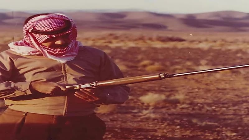 صورة نادرة للملك عبدالله في رحلة قنص