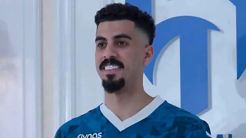 الهلال يُقدم عرضًا لضم لاجامي والنصر يرد بطلب مضاعف
