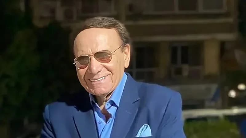 رحيل الفنان فكري عبد الحميد شبيه عادل إمام