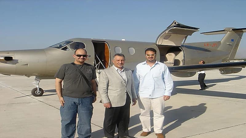 رحلة في الذاكرة .. الأمير بندر بن خالد الفيصل يستعيد رحلة خالدة مع والده.. فيديو