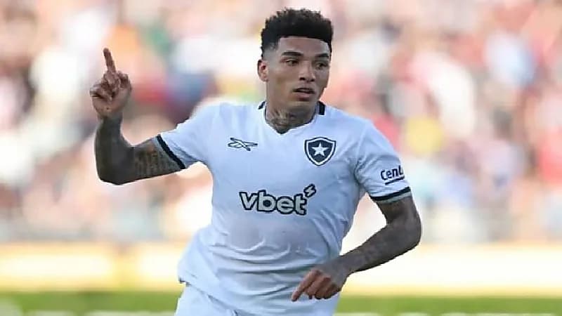 إيغور جيسوس لاعب بوتافوغو ينضم إلى نوتينغهام فورست