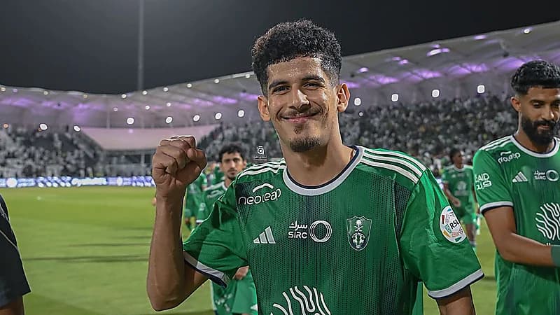 عبد الباسط هندي يرزق بمولودة