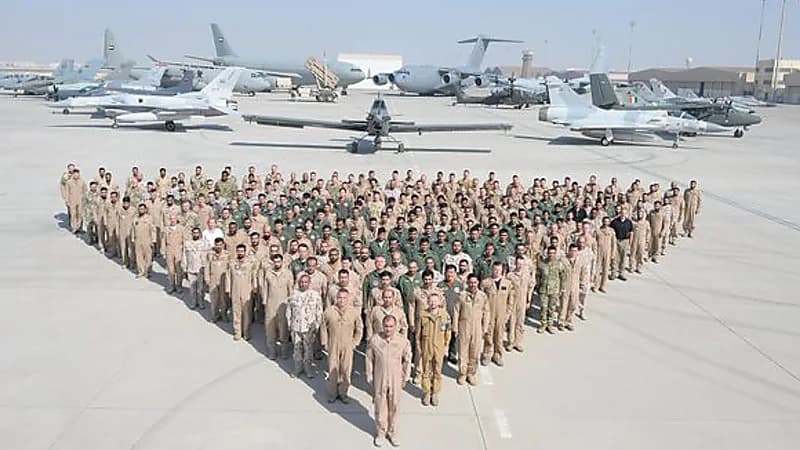 القوات الجوية تختتم مشاركتها في تمرين علم الصحراء 2025