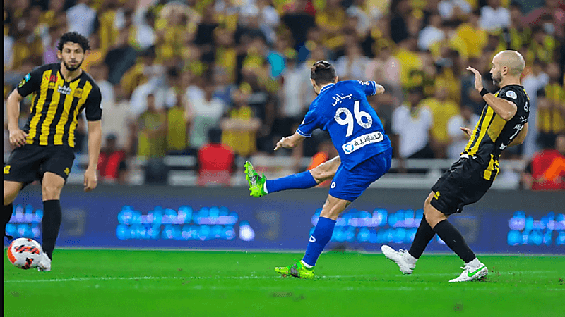 قرار جديد بشأن الهلال والاتحاد