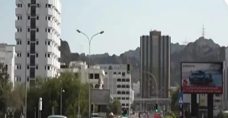 صحفي: وزارة التجارة العمانية أكدت أن المستثمر السعودي سيعامل معاملة المستثمر العماني "فيديو"