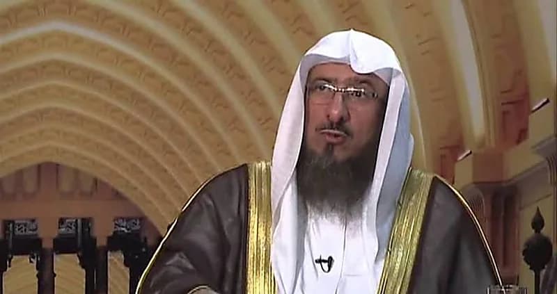 شاهد.. الماجد يوضح حكم اعتكاف المرأة في بيتها وصوره