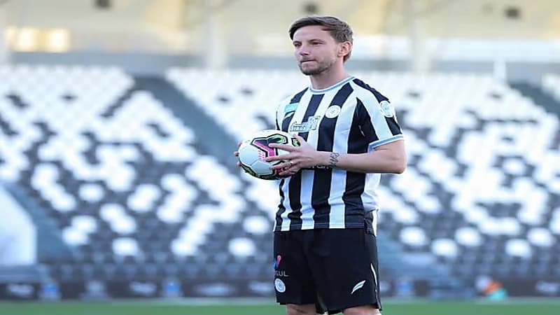 راكيتيتش جاهز لمواجهة الشباب والهلال