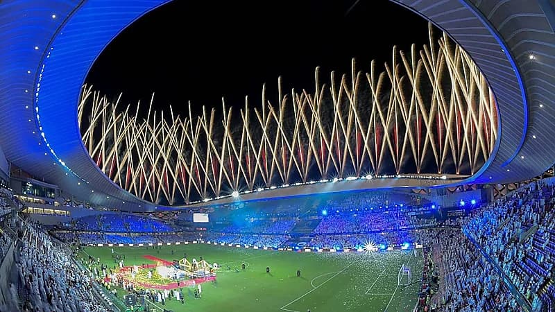 الأجواء المطرية تهدد مباراة الهلال والعين الإماراتي وتوقعات بالتأجيل