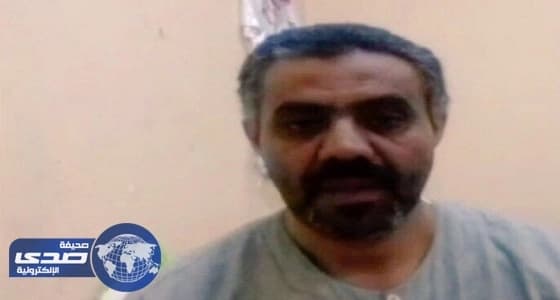 بالفيديو.. حراس أمن جامعة " الطائف " يشتبكون مع مسنة تبيع الطعام للطلاب