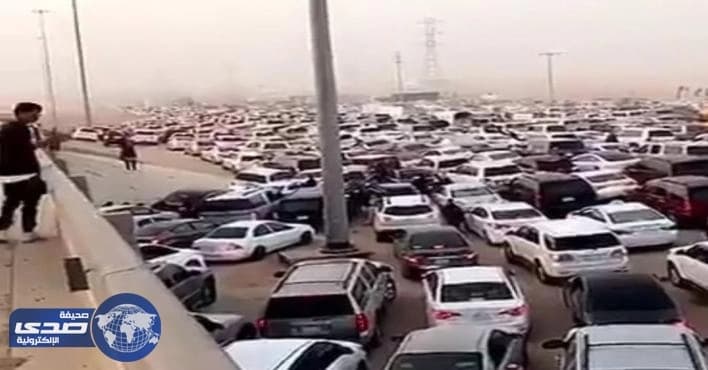 قائد معسكر الجنادرية مسؤوليتنا داخل القرية  والمرور هو المسؤول عن الطرق الخارحية