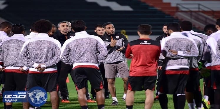 تدريبات تكتيكية للاعبي الشباب