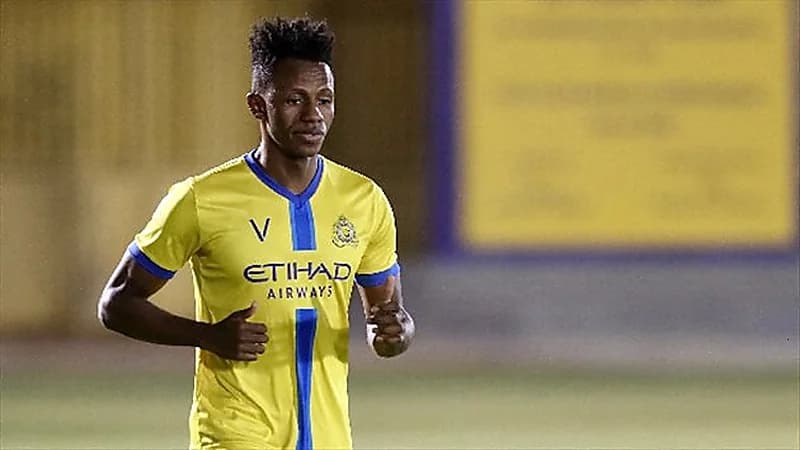 التعاون والرائد يتنافسان على ضم مهاجم النصر