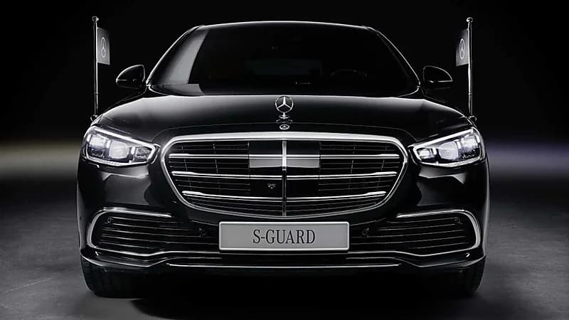 بالصور.. سعر ومواصفات سيارة مرسيدس إس كلاس جارد 2022