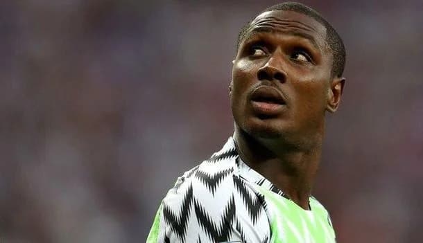 إجبار إيجالو على الاعتزال بعد فشله الدولي