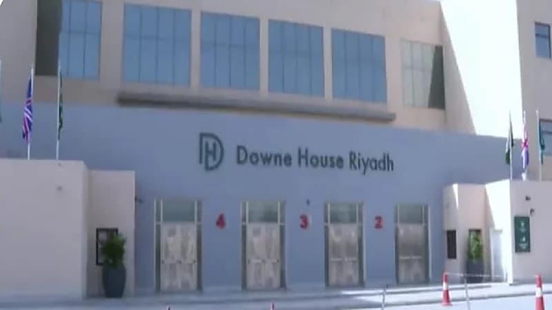 بالفيديو.. افتتاح أول مدرسة بريطانية عالمية للفتيات في المملكة