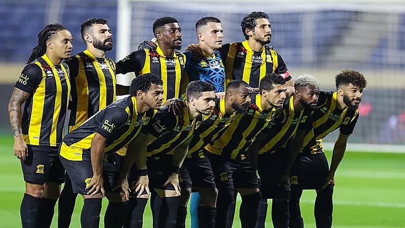 مواجهة إنجليزية تترقب الاتحاد