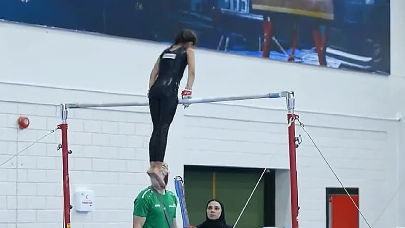 بالفيديو .. 46 فتاة سعودية يتنافسن على بطولة الجمباز بالخبر