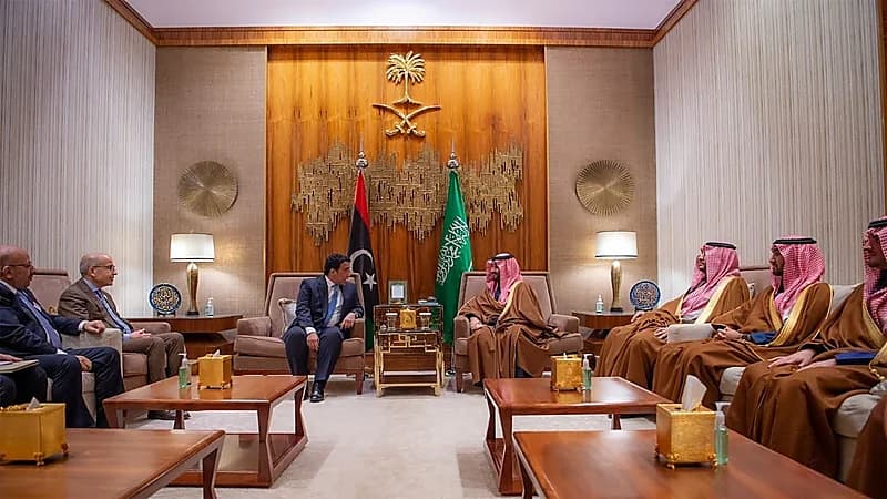 ولي العهد يستقبل رئيس المجلس الرئاسي الليبي ويستعرضان مستجدات الأوضاع بليبيا