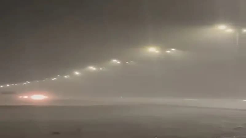 شاهد.. صواعق وأمطار غزيرة في شمال ‎مكة