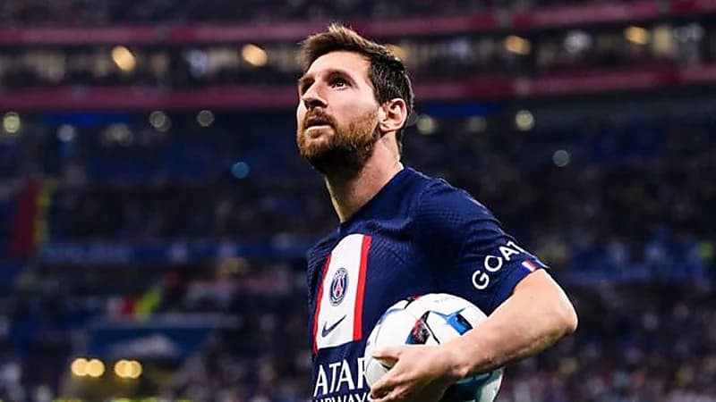 الهلال يجري مفاوضات جديدة لضم ميسي