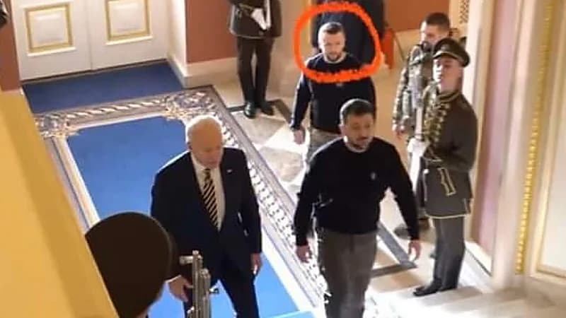 شاهد:شبيه زيلنسكي يثير الجدل.. وصحيفة بولندية: إنه حارسه الشخصي