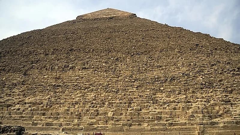 مصر..اكتشاف جديد داخل هرم خوفو