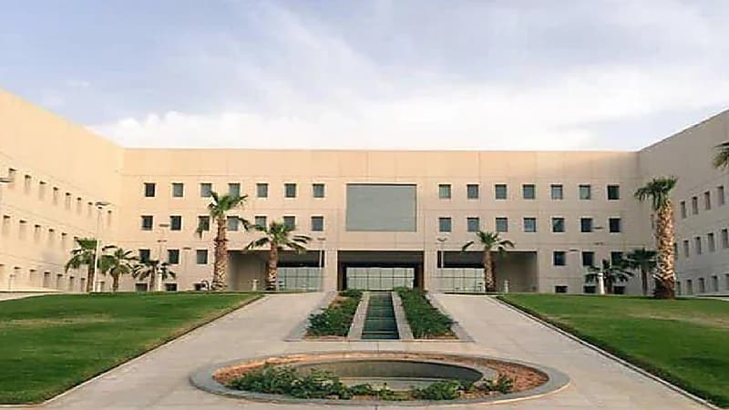 التعليم تعلن مواعيد إجراءات النقل الخارجي لشاغلي الوظائف التعليمية