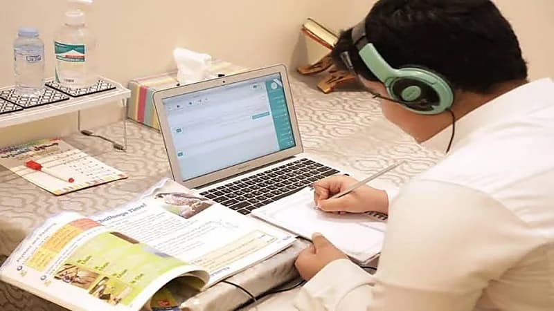 تعليم العلا: تحول الدراسة عن بعد اليوم لجميع الطلبة ومنسوبي ومنسوبات مدارس المحافظة
