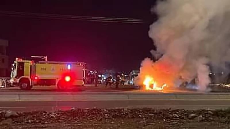 السيطرة على حريق شبَّ في مركبة بحي النزهة