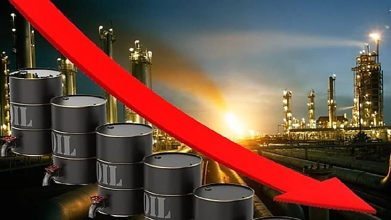 انخفاض أسعار النفط في الأسواق العالمية