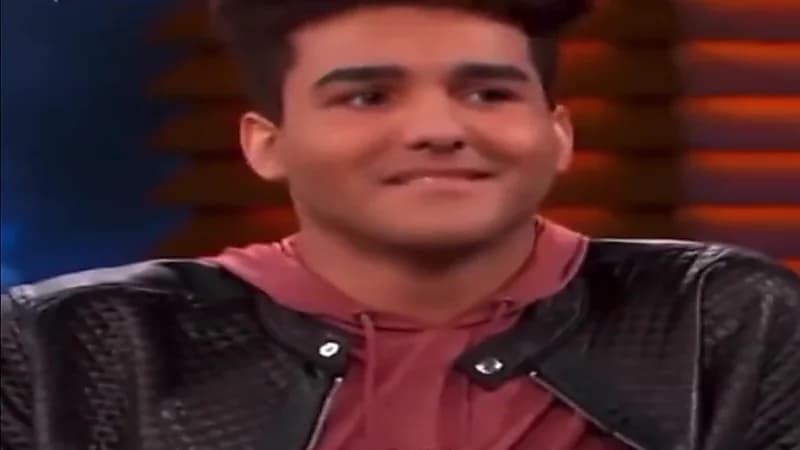 مشهور التواصل : قطعت علاقتي بعائلتي لأن ليس لديهم متابعين! .. فيديو