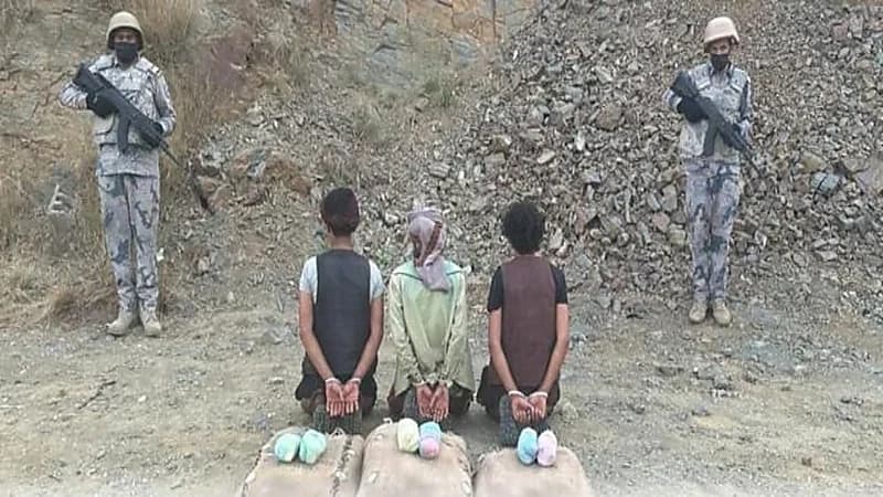 القبض على 3 مخالفين لمحاولتهم تهريب 75 كيلوجرامًا من نبات القات المخدر بجازان