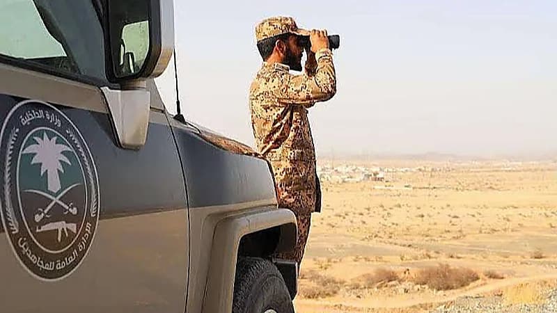 ضبط شخص لنقله 13 مخالفًا لنظام أمن الحدود بجازان