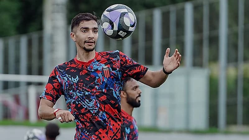 رسميًا .. محمد الشويرخ شبابيًا .. فيديو