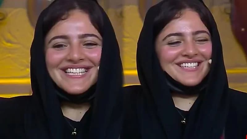 ‎رئيس نادي الإبل يهدي سلمى الحريشي سيارة فخمة.. فيديو