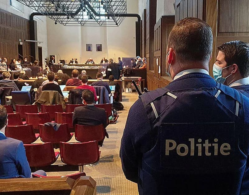 توقيف طبيب نفسي بتهمة اغتصاب 10 معاقين